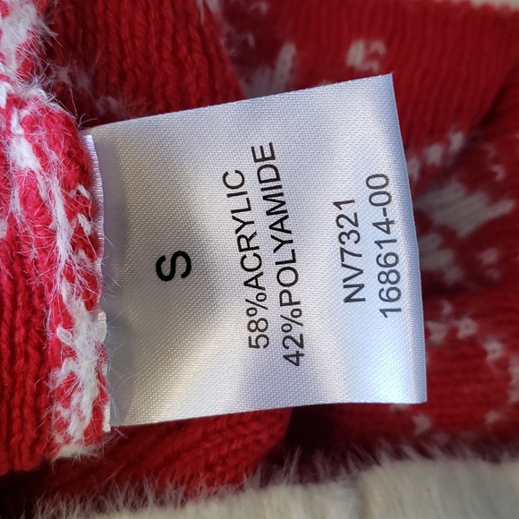 Vintage Cupcakes Cozy Red and White Winter, Holiday Sweater Women's Size S. - Picture 14 of 14